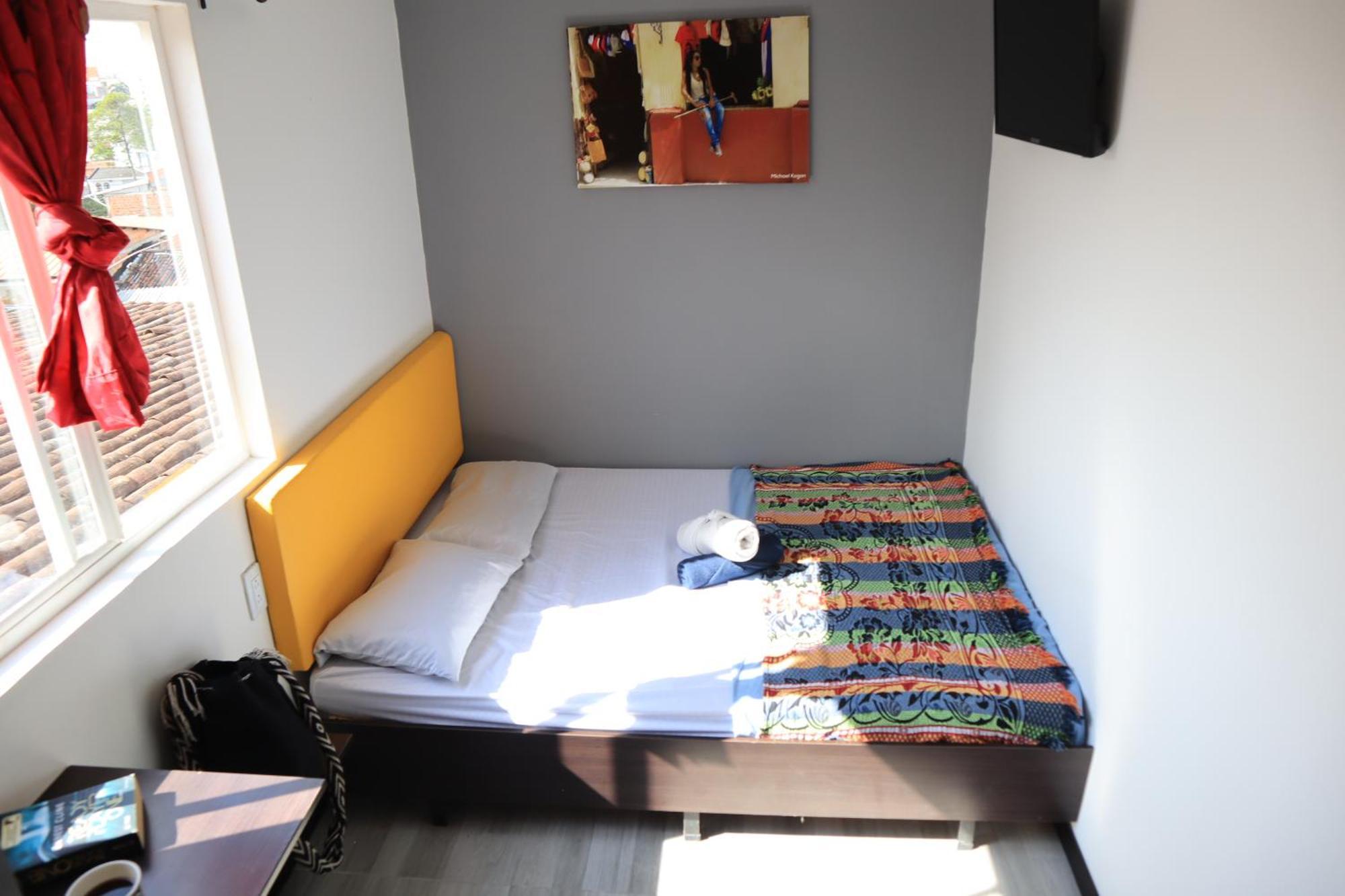 Havana Hostel Cali & Dance School Room photo