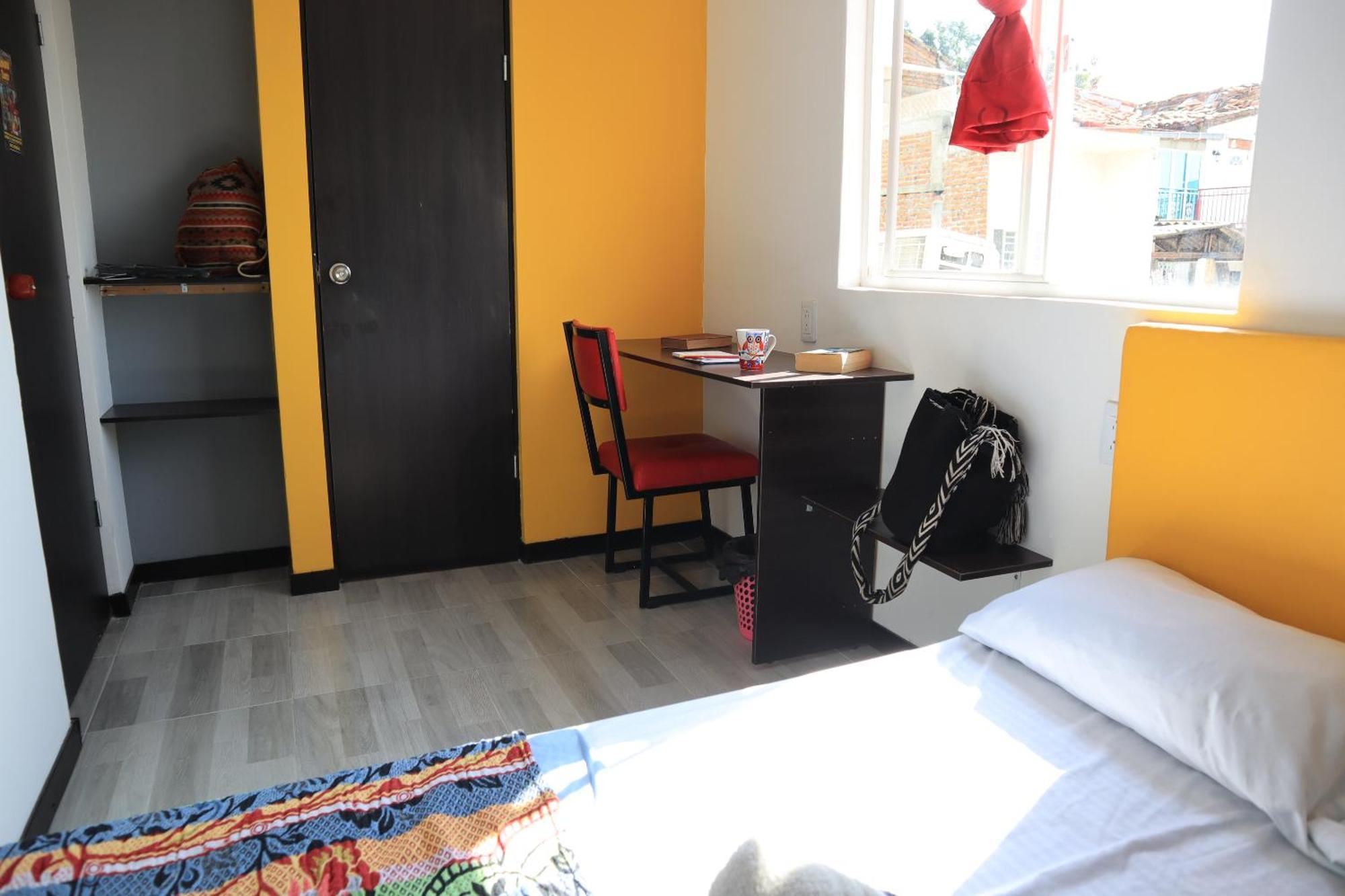 Havana Hostel Cali & Dance School Room photo