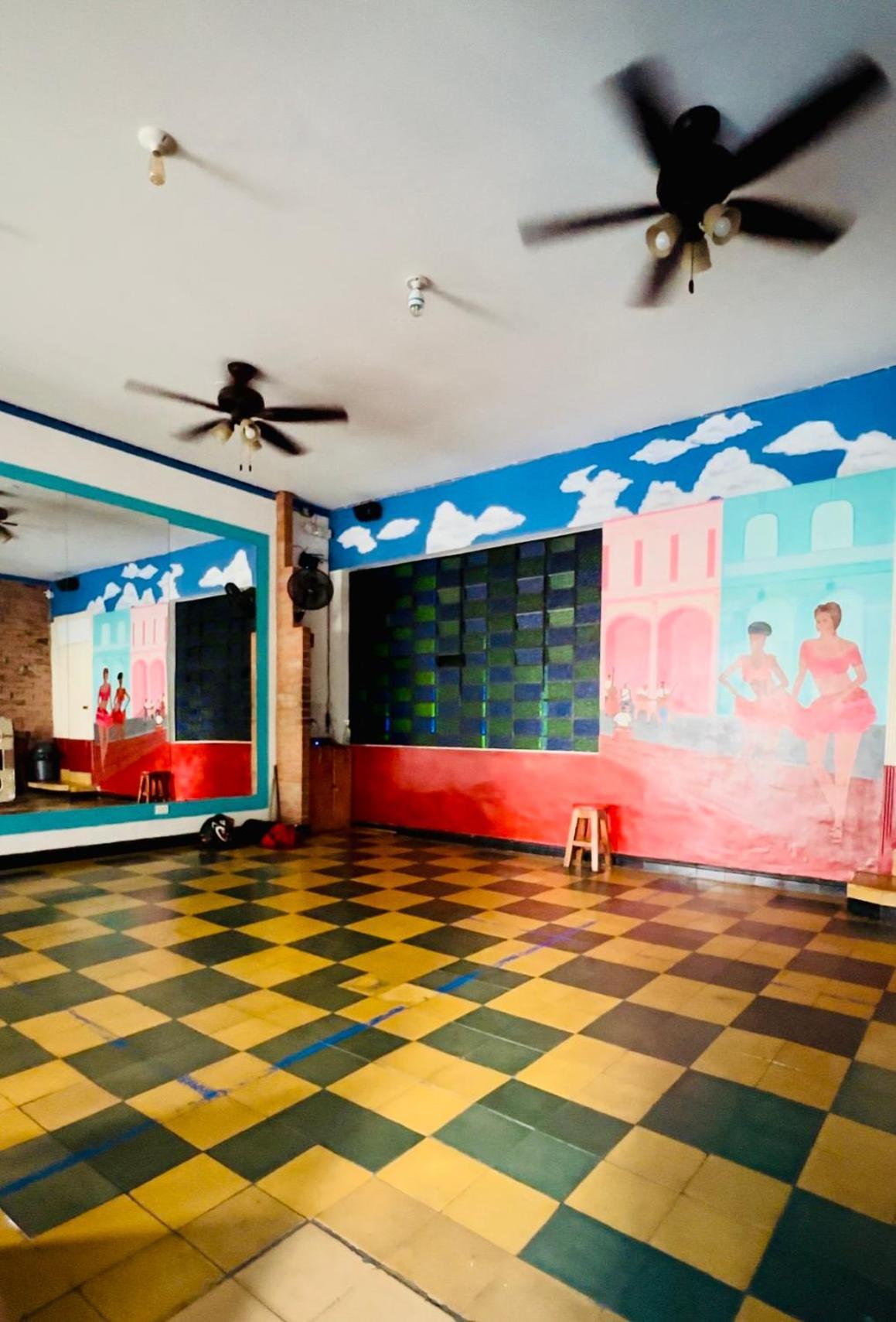 Havana Hostel Cali & Dance School Exterior photo